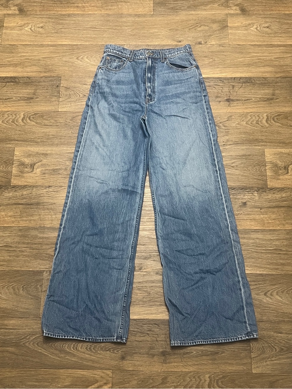 Mother Snacks! Funnel Heel Cuff Jeans Delicious Memories Blue Size 28 Wide Leg - Picture 6 of 15